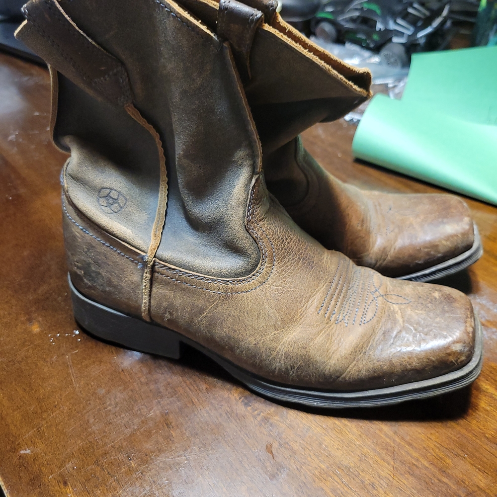 Ariat Brown Distressed Leather Boots Ankle Height